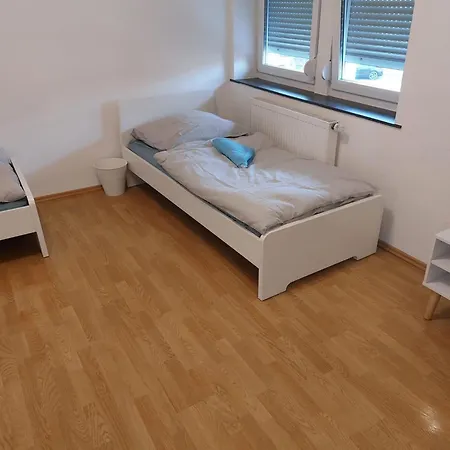 Apartment L8 Street - Hellmut-hartert-strasse